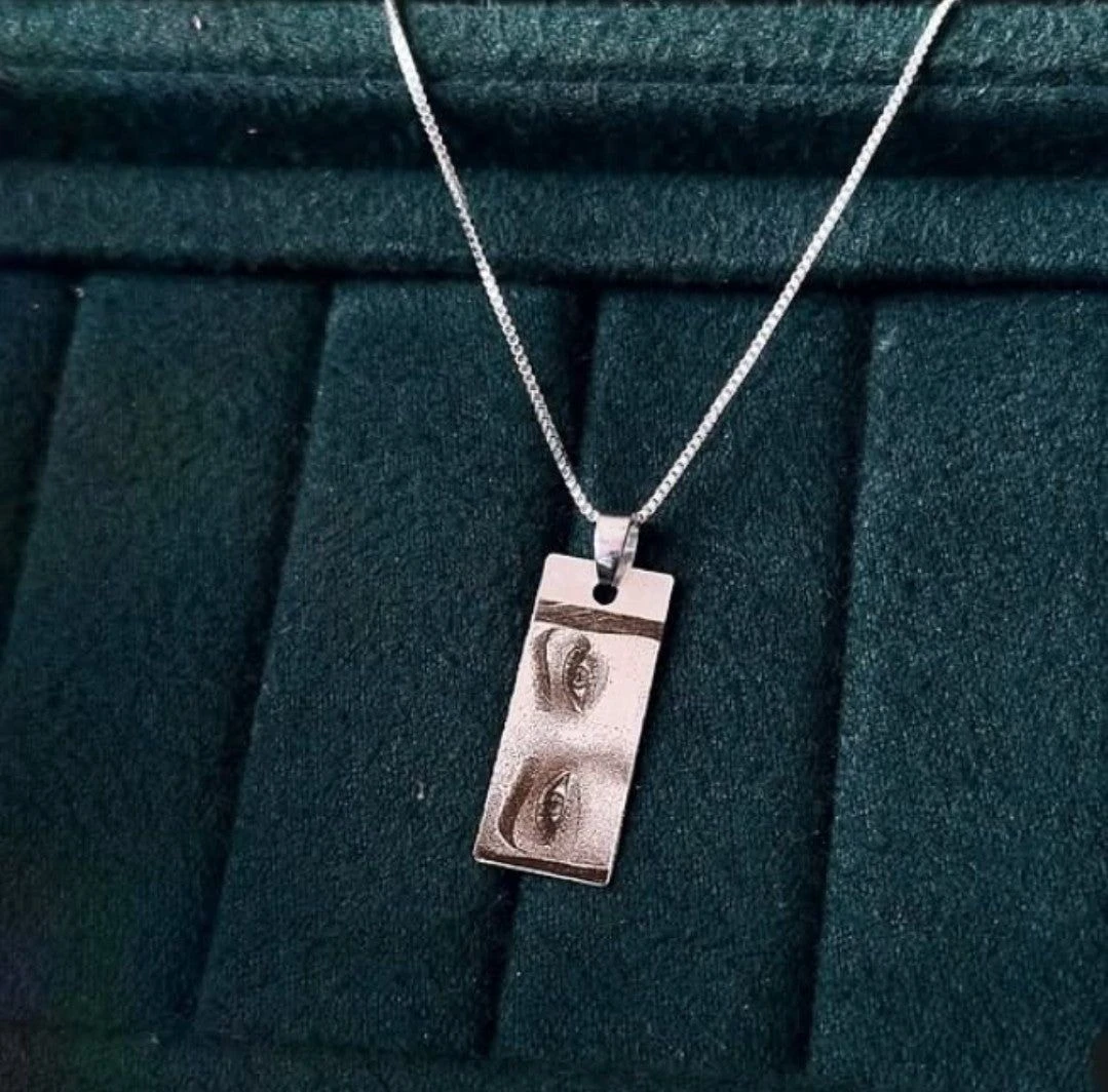 Eye pendant